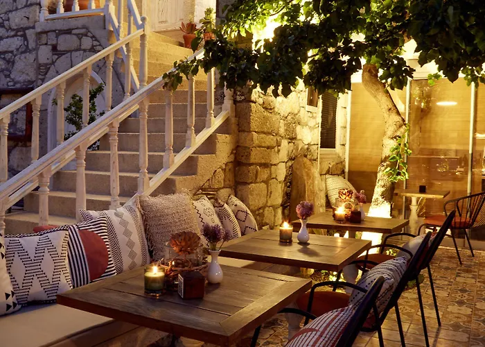 Morisi Avlu Alaçatı