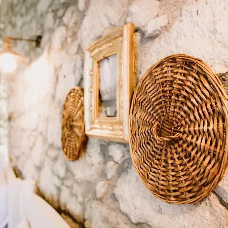 Morisi Avlu Hotell Alaçatı