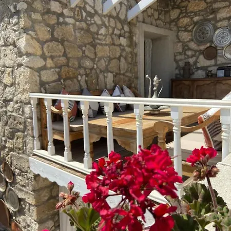 Morisi Avlu Hotel *