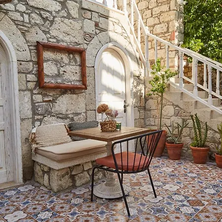 Morisi Avlu فندق