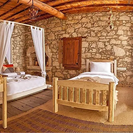 Morisi Avlu Hotel Alaçatı