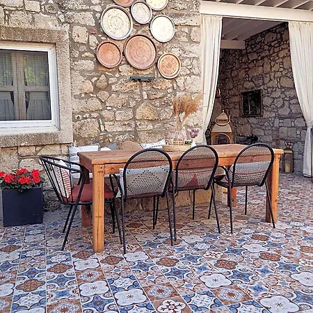 Morisi Avlu Alacati