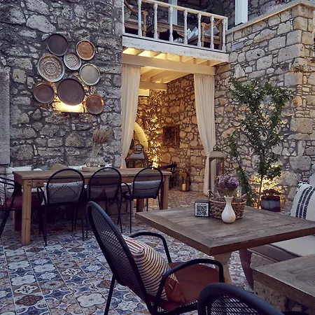 Morisi Avlu Hotel Alaçatı